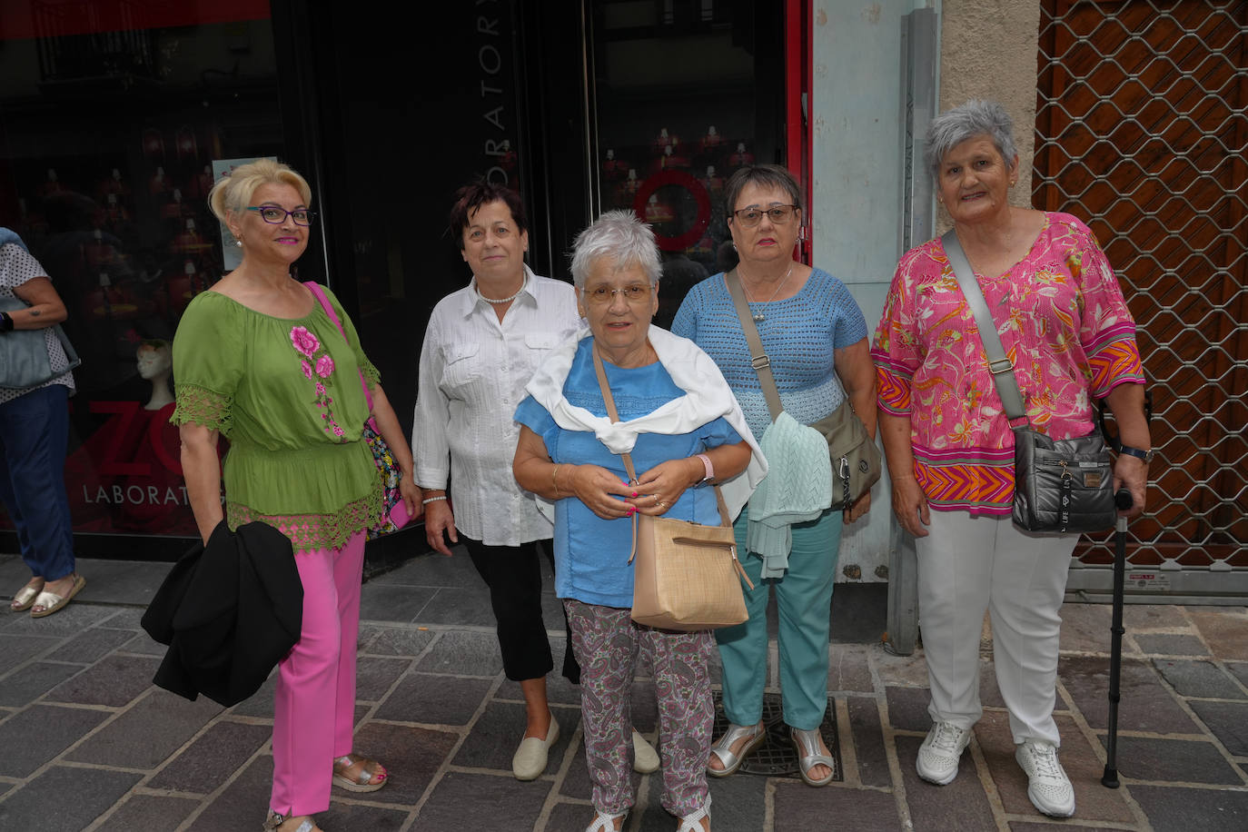 Josefina Miranda, Mari Jose Íñiguez de Heredia, Koro Trancón, Tomasa Ciudad y Flora Estévez. 