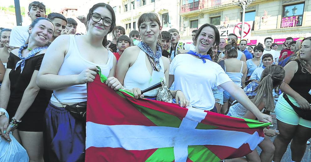 Noelia Atxe, Garazi Lanz y Laura A.