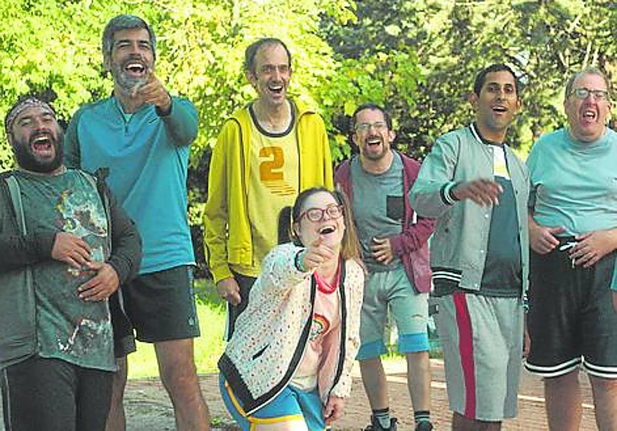 Crítica de 'Campeonex' (2023): 'Los amigos', sin medalla