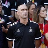 La FIFA da la puntilla a Rubiales