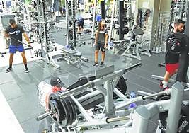 A cualquier hora. Es la opción que se tiene en Actual Fit 24, abierto veinticuatro horas al día, siete días a la semana.