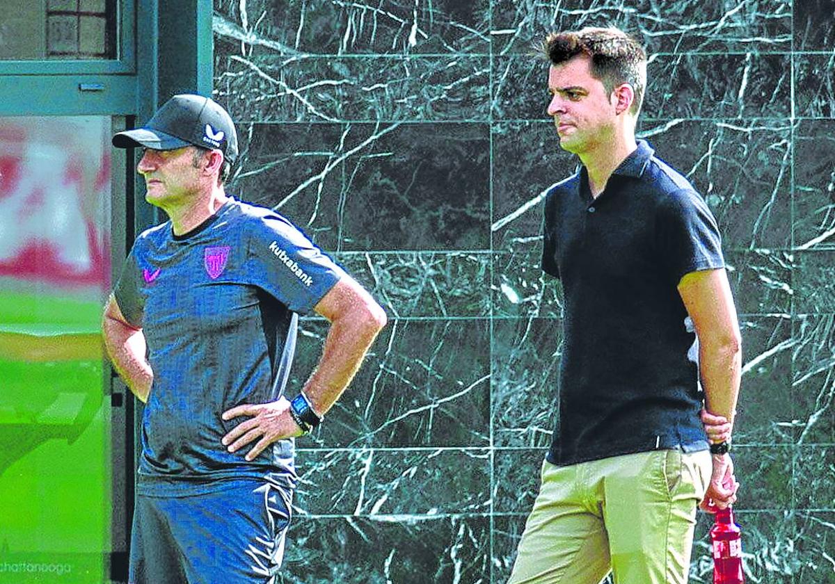 Valverde y Mikel González, en un entrenamiento.