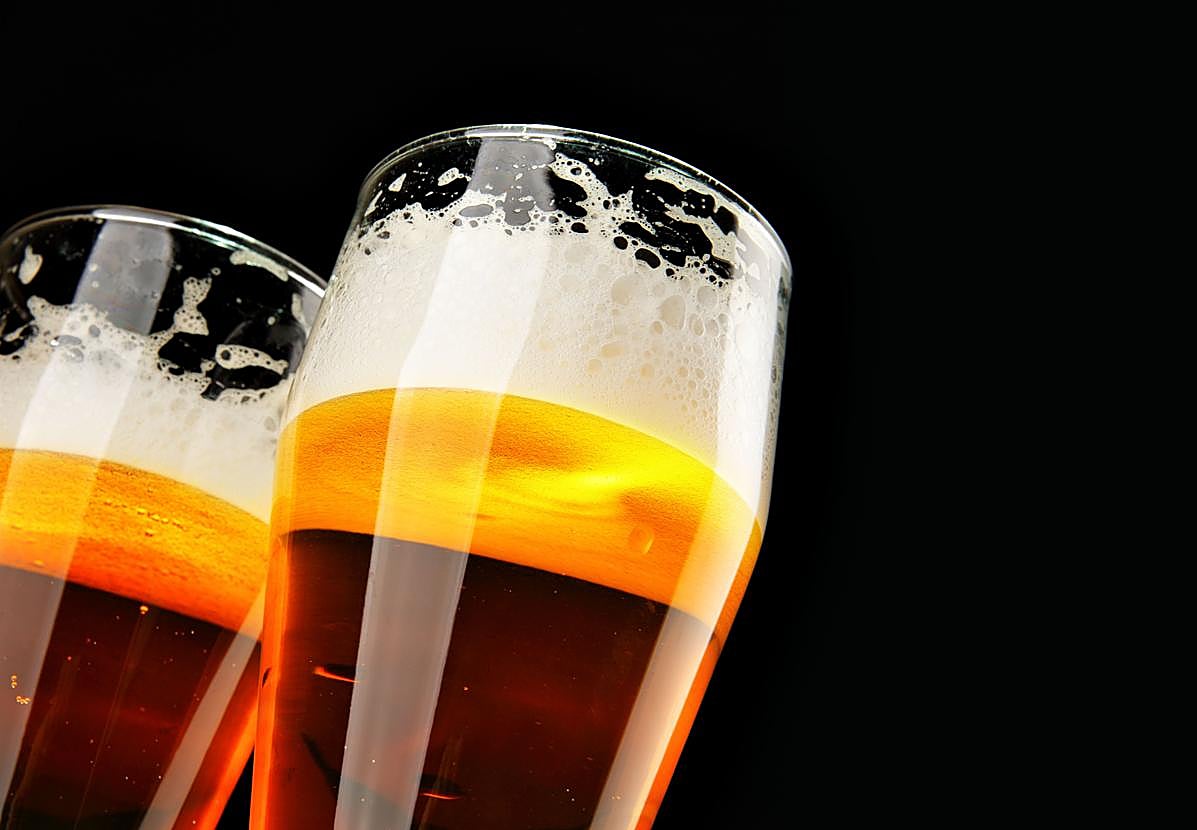 La OCU denuncia a cervezas Damm por publicidad engañosa