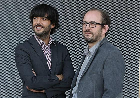 Imagen de archivo de Diego San José y Borja Cobeaga, guionistas de 'Ocho apellidos vascos', entre otras producciones.