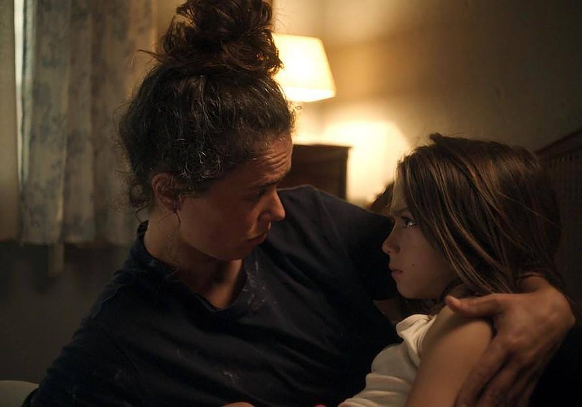 Patricia López y Sofía Otero, protagonistas de '20.000 especies de abejas'.