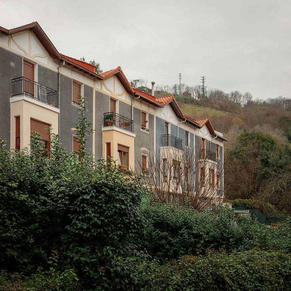 La casa está en la cooperativa Nueva Aurora, en las faldas de Artxanda.