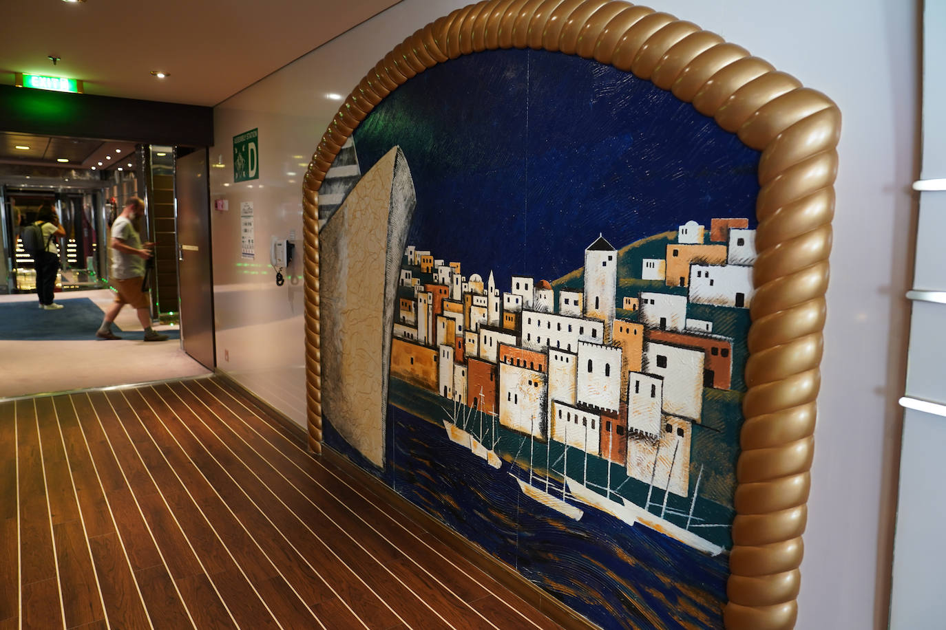 Así el MSC Fantasia, el colosal crucero que ha llegado a Getxo