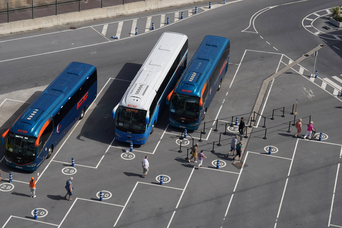 Así el MSC Fantasia, el colosal crucero que ha llegado a Getxo