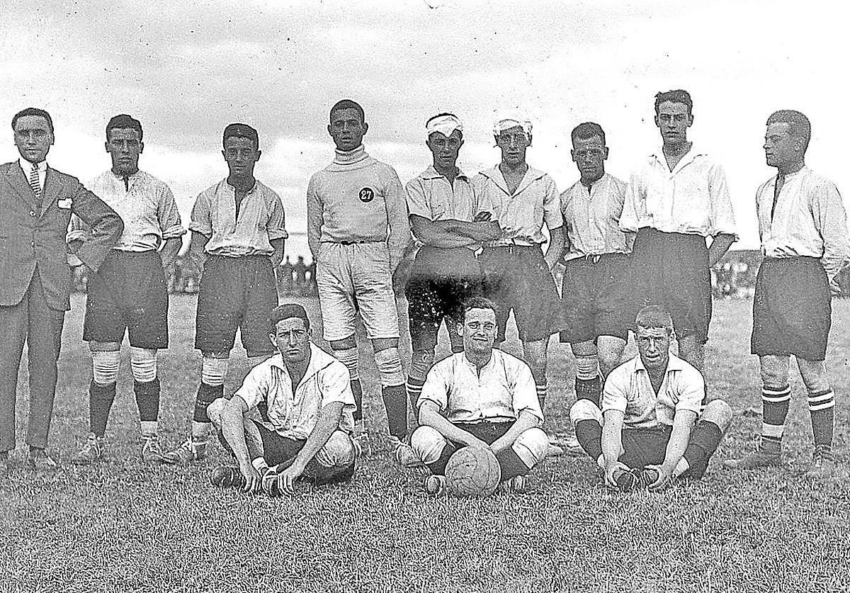 Alineación. La formación inicial de la Selección Vitoriana que se había enfrentado a Osasuna en 1922.