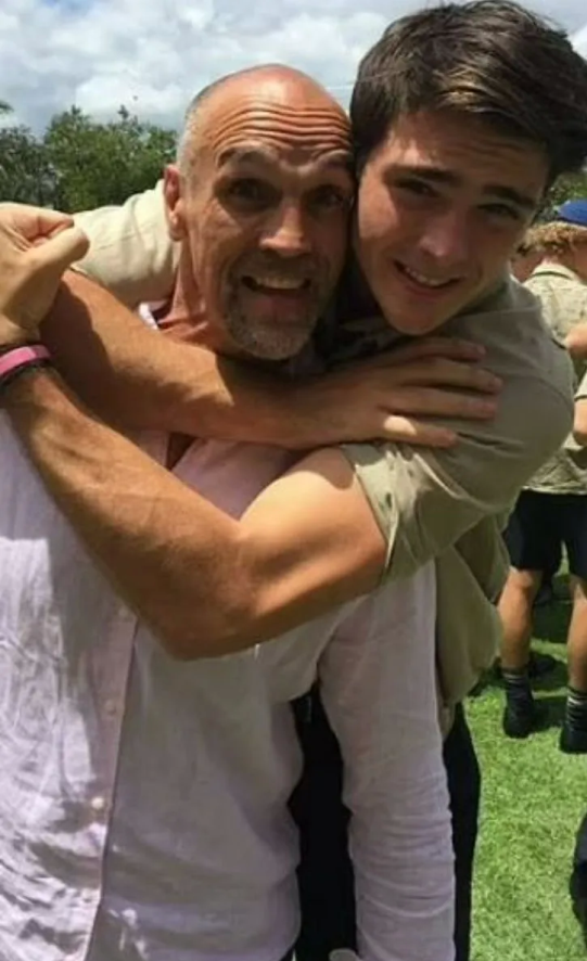 El actor, junto a su padre, de adolescente.