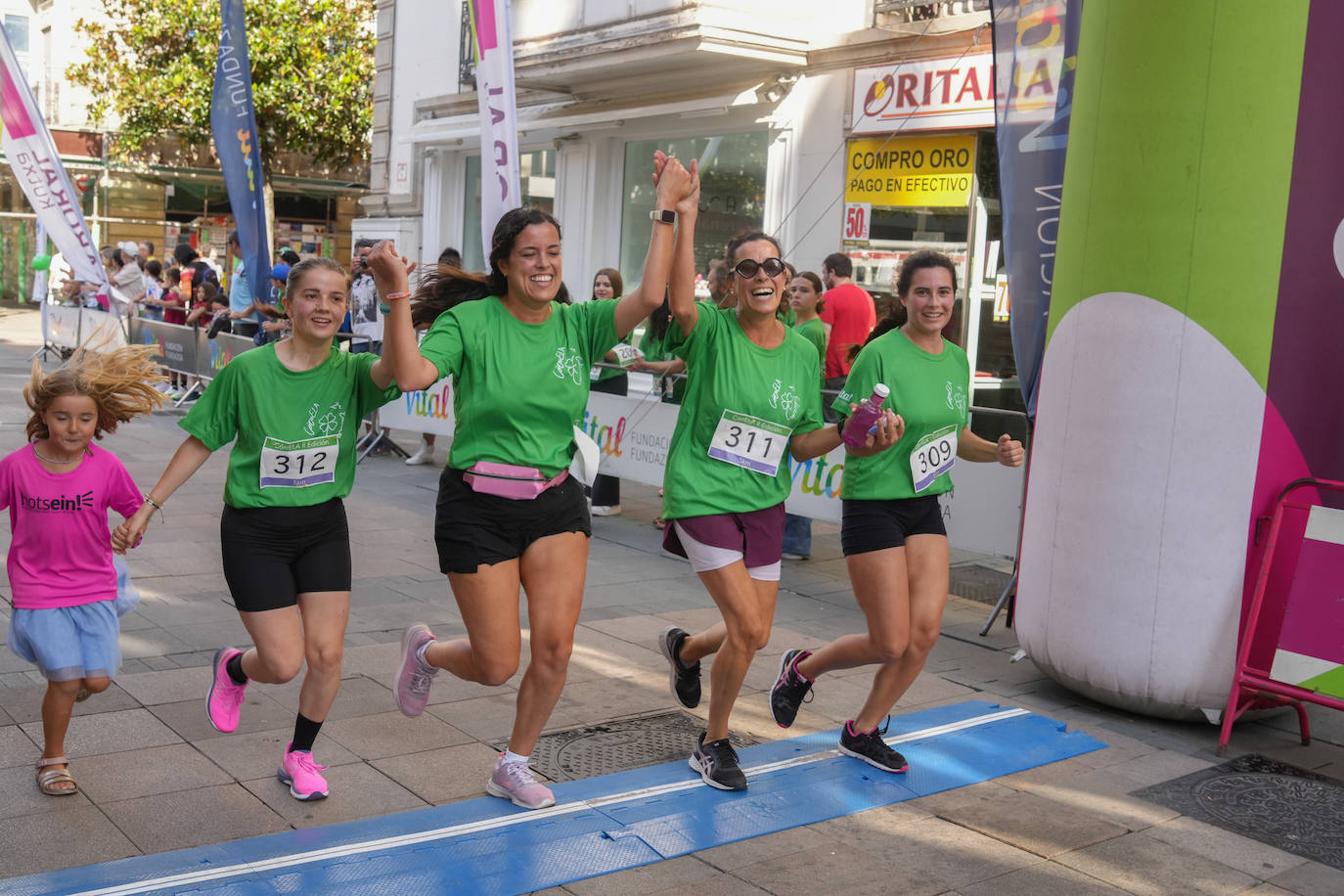 La carrera CórrELA de Vitoria en imágenes