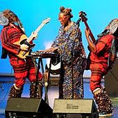 El ataque de Valérie Ekoumé y los mejillones tigre