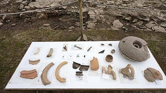 Hallan una nueva vivienda y más de 2.000 restos arqueológicos en la última excavación de Irulegi