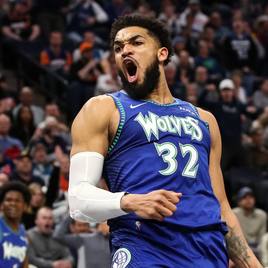 Celtics taldeak Karl Anthony Towns fitxatu nahi du