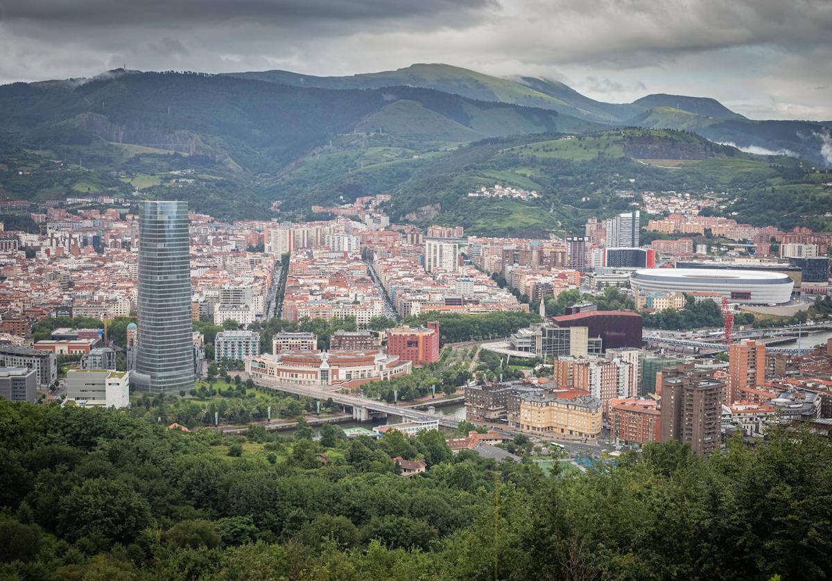 Vista de Bilbao desde el monte Artxanda.