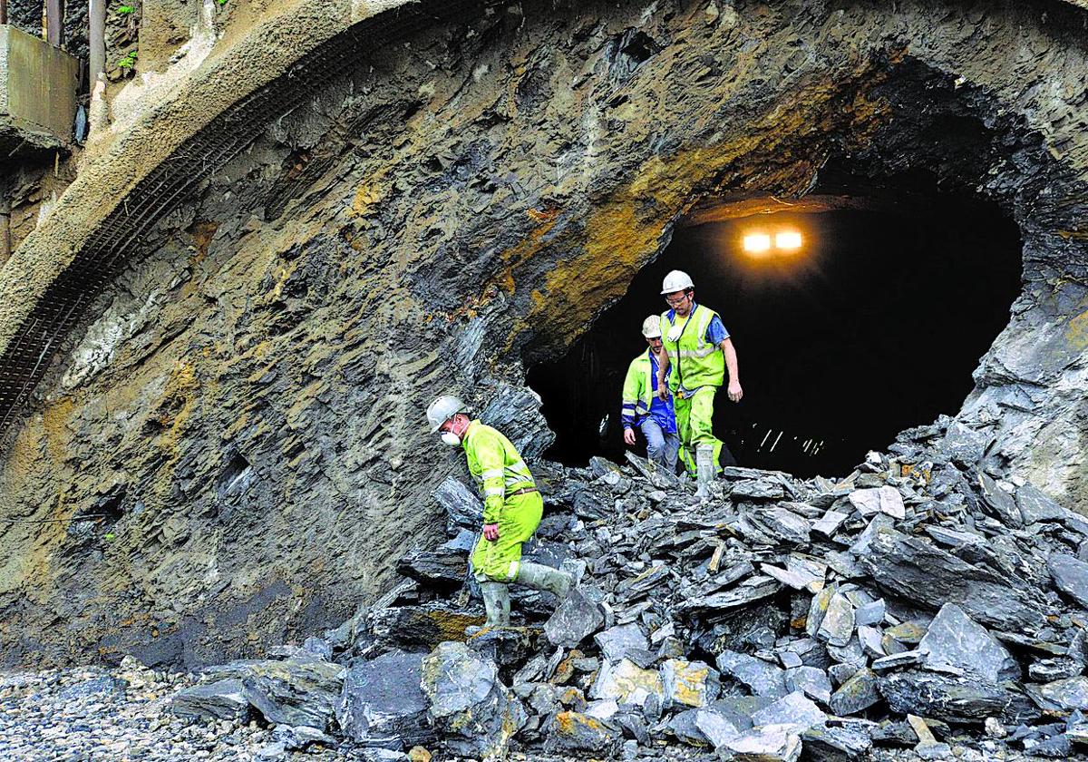 Construcción de uno de los túneles del trazado del TAV.