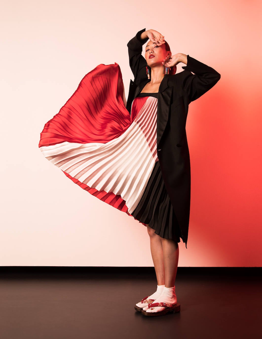 La fotógrafa de moda de Zurbaranbarri que &#039;caza&#039; a las influencers con más estilo en las pasarelas internacionales