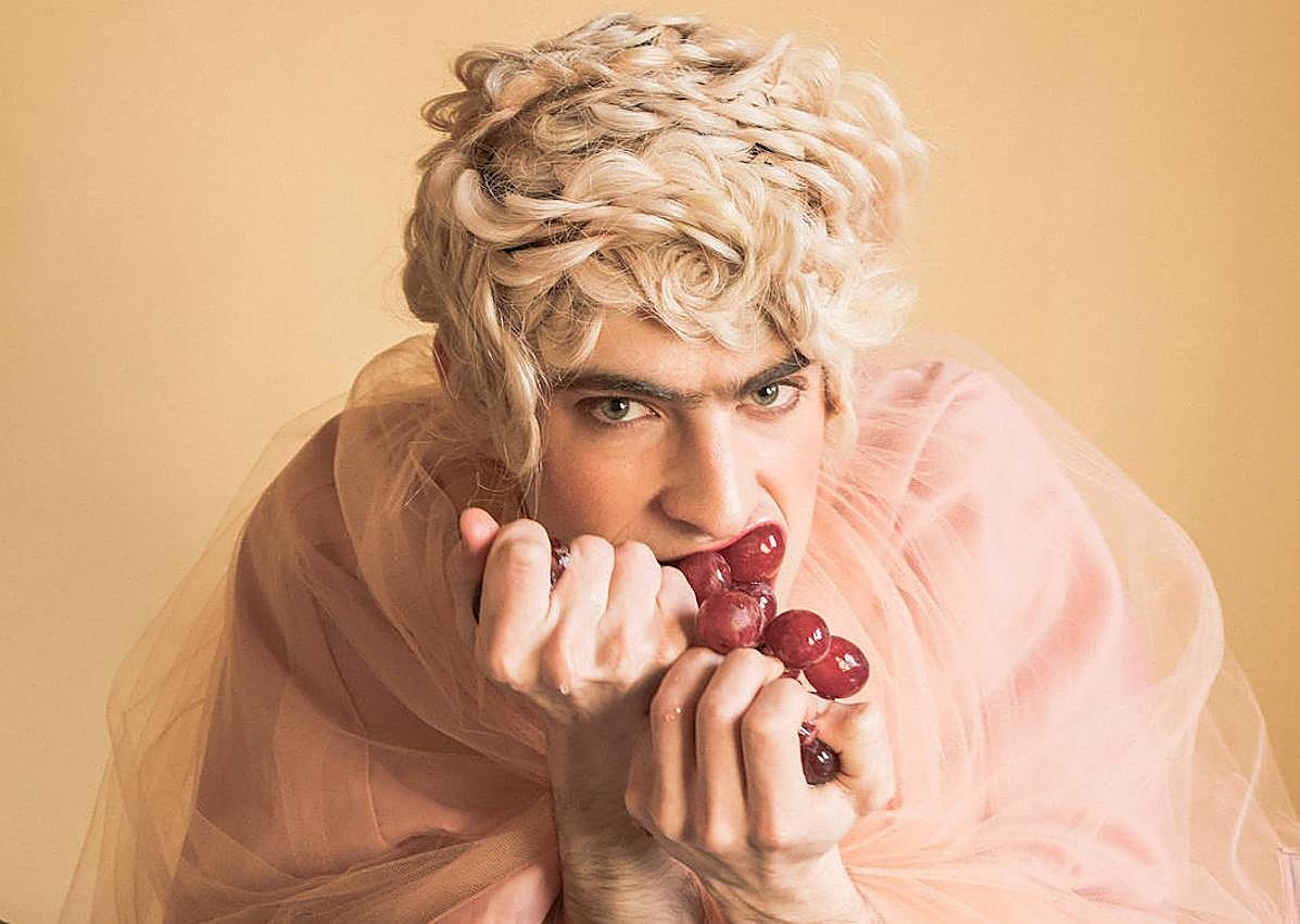 Imagen secundaria 1 - De Bilbao a la Fashion Week de Milán: la fotógrafa de moda de Zurbaranbarri que &#039;caza&#039; a las influencers con más estilo