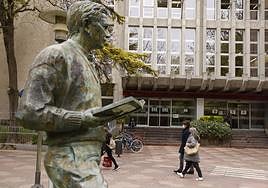 La Casa de Cultura de Vitoria.