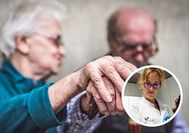 La investigadora Amaia Arranz junto a tres miembros de su equipo en su laboratorio del centro Achucarro para la neurociencia, María Alfonso Triguero, Jon Olalde Jornetón y Leire Ruiz Barreiro.