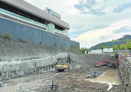 Las obras de construcción de los edificios industriales junto a Tekniker ya se han puesto en marcha.