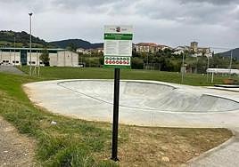 El recién estrenado skate park de Artziniega.