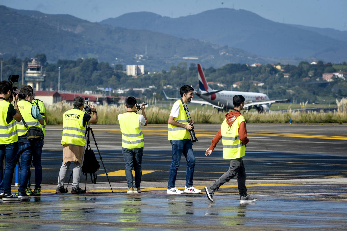 Pista libre para &#039;cazar&#039; aviones al vuelo