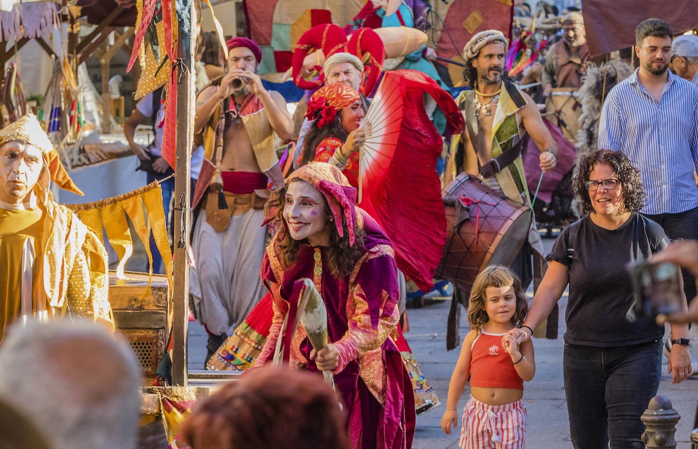 Arranca el Mercado Medieval de Vitoria