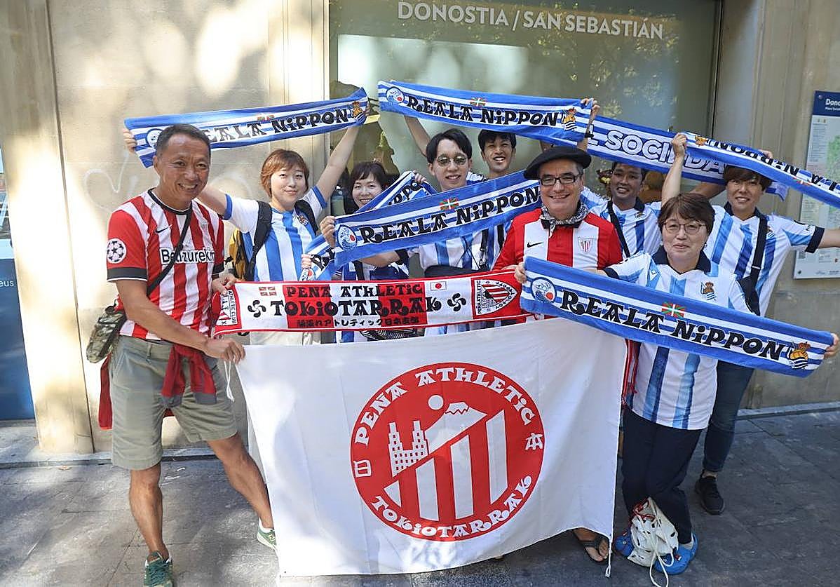 Ambiente de hermandad en San Sebastián en la previa del derbi entre Athletic y Real Sociedad