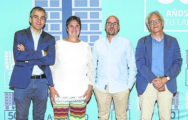 Pío García, Mari Carmen Hernandez, Edorta Esnal y Fernando Ferreras.