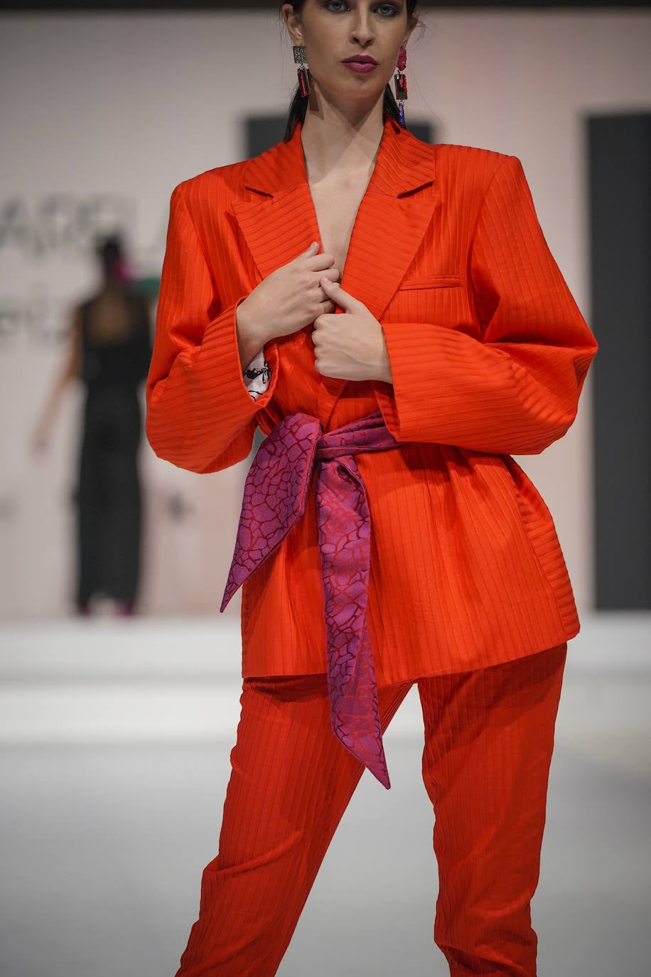 Los complementos destacan en las propuestas de Jon Vaca.