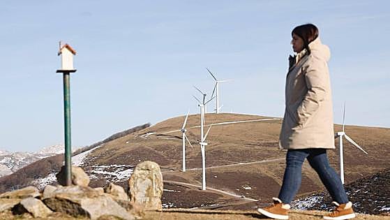 Un informe foral pide a Statkraft que su parque eólico en Aramaio se aleje de Urkiola