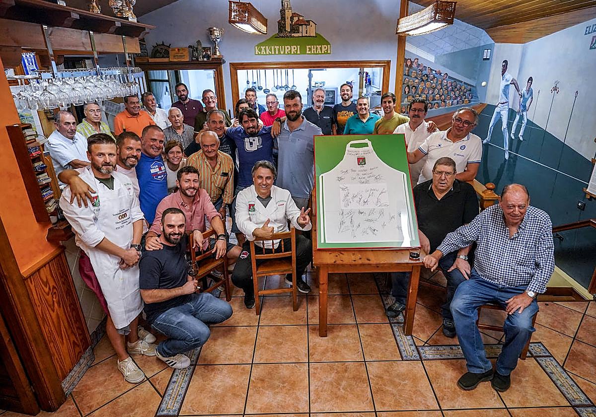 La cena en la sociedad gastronómica Kakiturri, en imágenes