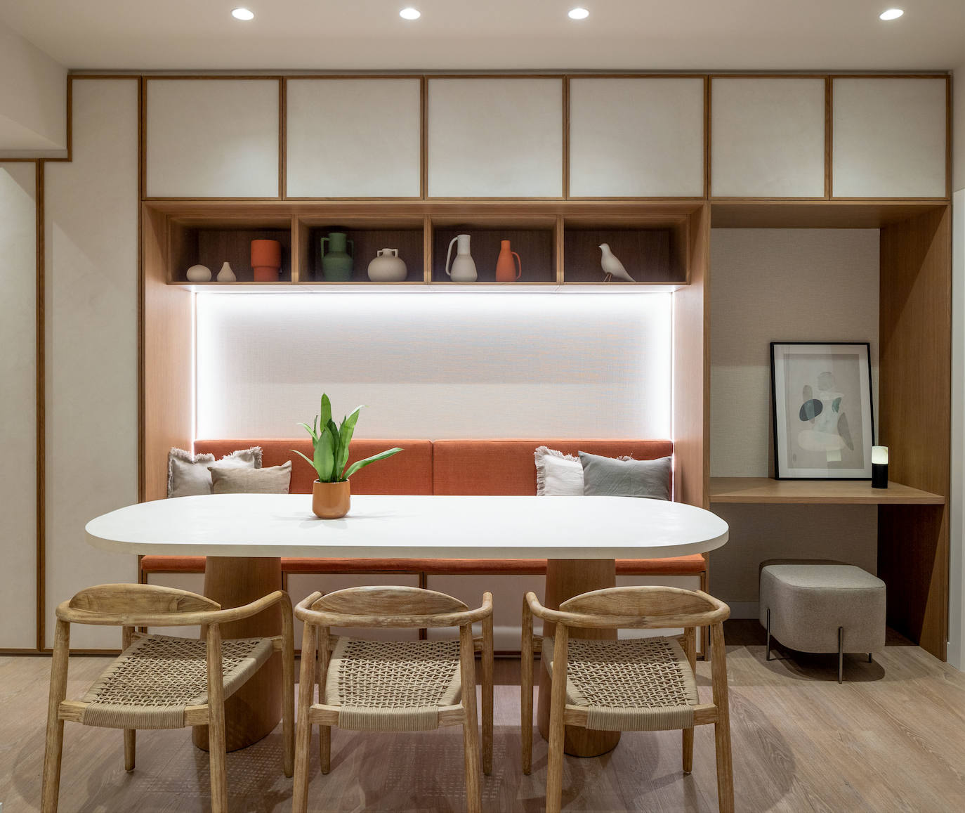 El piso de una familia numerosa en Bilbao que juega con el sol