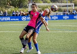 Un lance del partido entre el Alavés-Gloriosas y el Alhama.