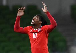 Gerson Rodrigues, internacional de Luxemburgo, gesticula durante un encuentro con su selección.