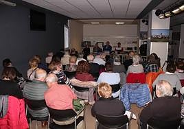 Asamblea de la legislatura pasada en el barrio de Areta.