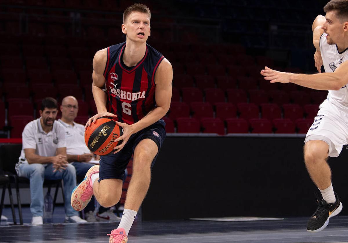 Savkov, durante un amistoso de pretemporada.