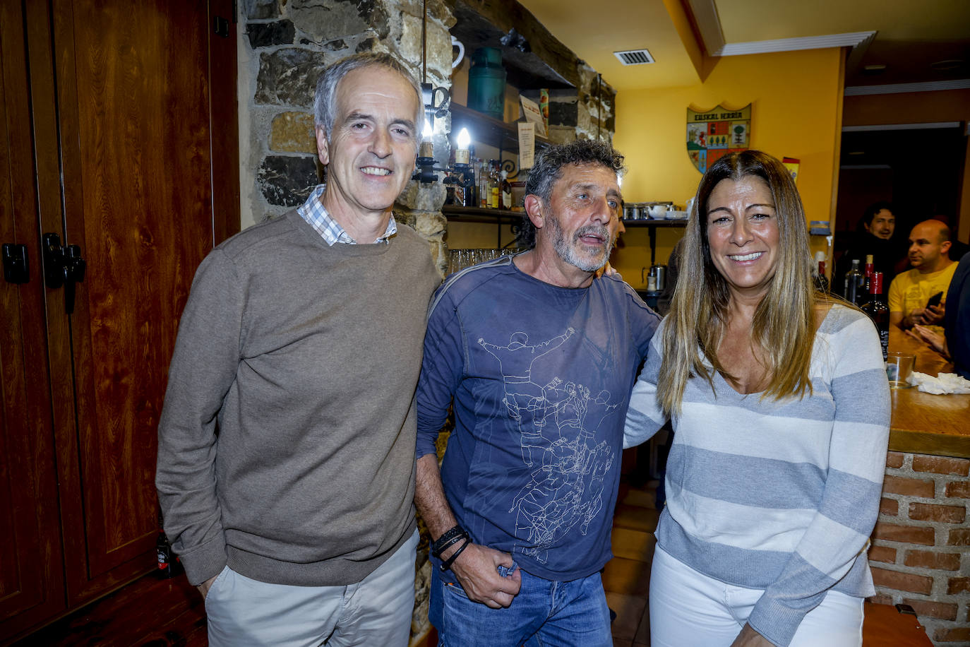 La cena en la sociedad gastronómica Eskola-Zaharra, en imágenes