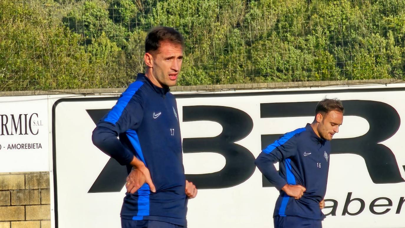 Enric Saborit entrena con el Amorebieta