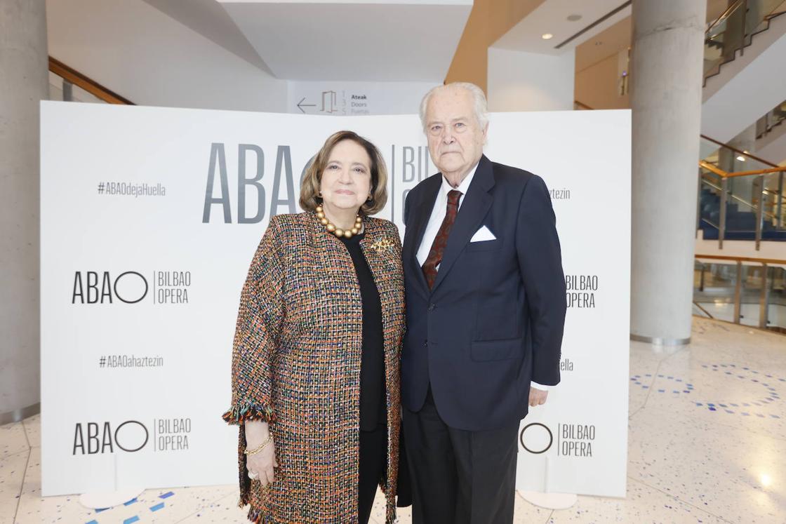 Mercedes Baptista y Santiago Ybarra. 