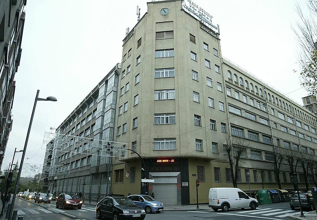 Exterior del centro Jesús Obrero.