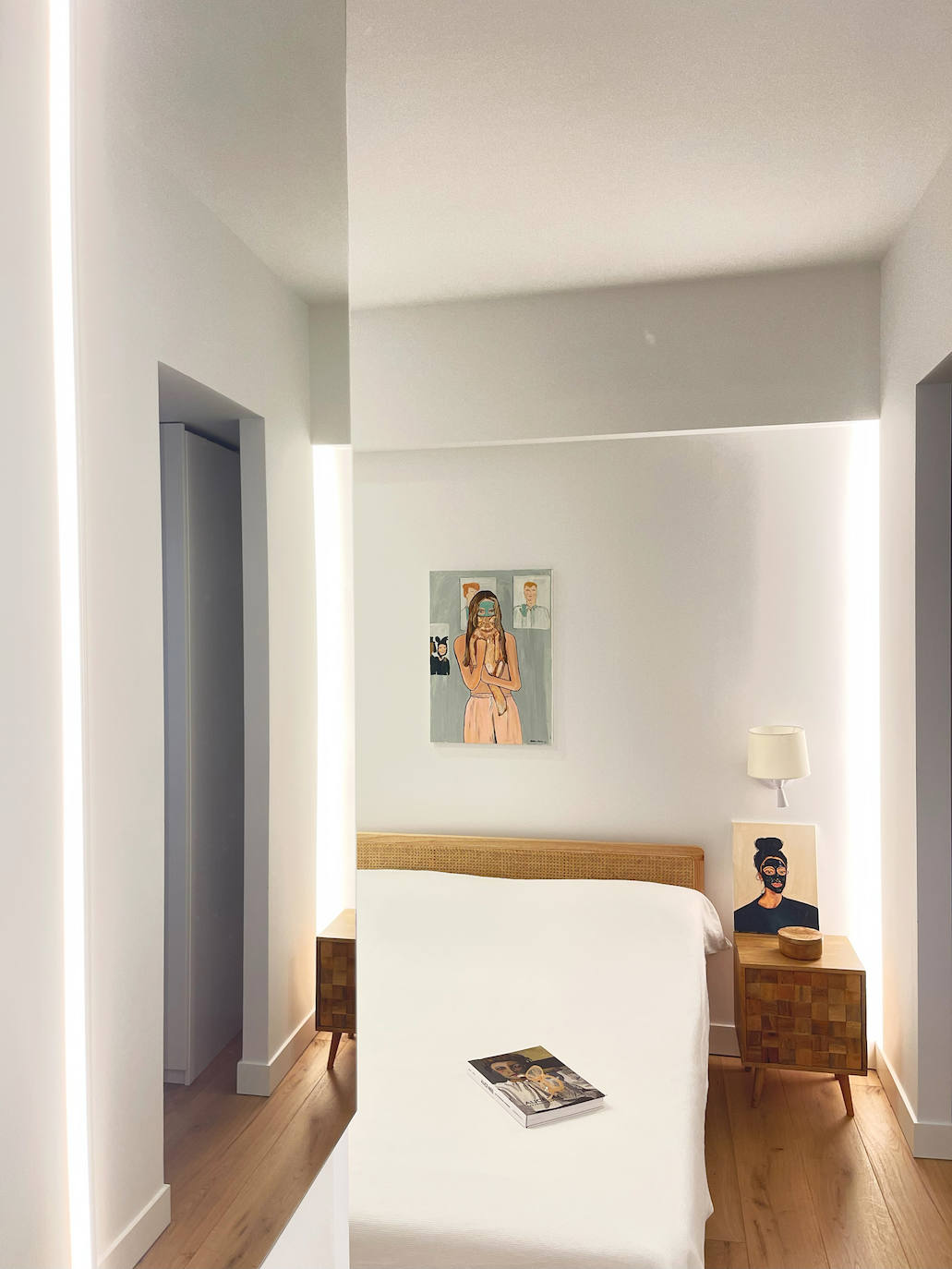 El piso de Beatriz en Bilbao o cómo esta pintora ha llenado su hogar de arte