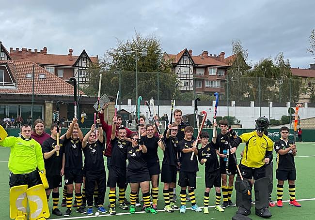 Jugadores del Hockey Plus Getxo