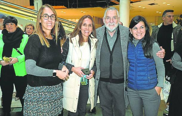 Natalia Rojo, Natalia Díez-Caballero, Peio López de Munain y Edurne Parro.