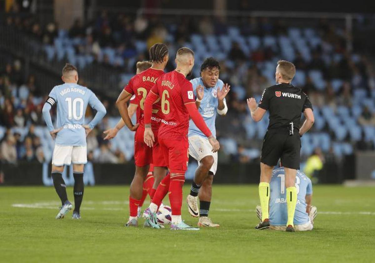 Estalla la indignación en el Celta por decisiones arbitrales antes de visitar al Athletic el viernes