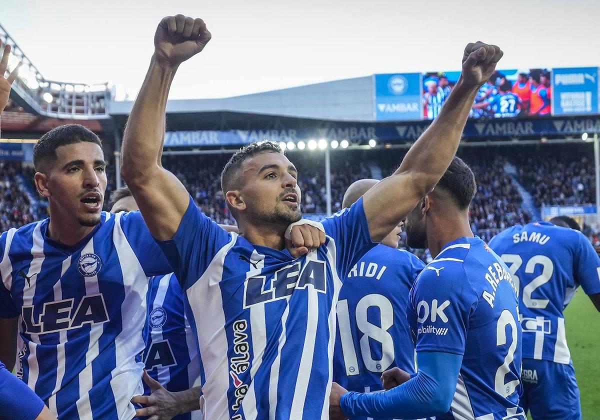 Sedlar celebra el gol conseguido ante el Almería.