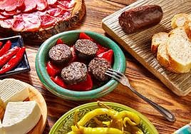 La morcilla es un producto típico de Artziniega.