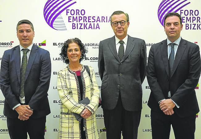Javier Mata, Lorea Erekatxo, Pablo Sanz y Gaizka Ibisate. 