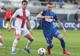 Manu Hernando, en el choque de la pasada jornada en Lezama contra el Huesca.